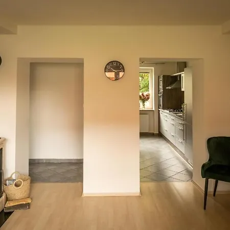Apartman Lukas S Krbem V Centru Karvina Exterior photo